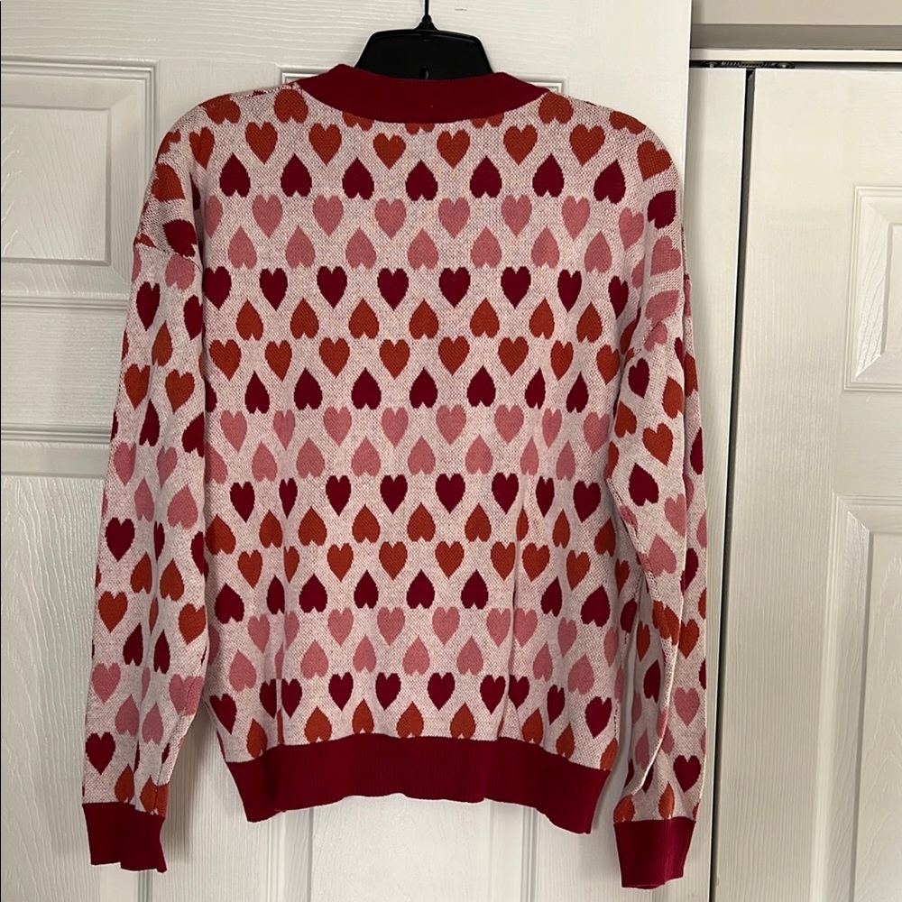 Heart Pattern Sweater - Picture 5 of 7